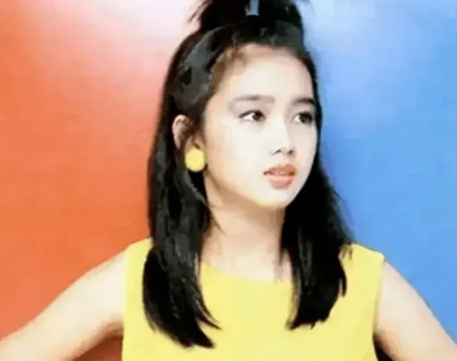 刘德华千金近照亮相,网友惊叹:星二代颜值担当